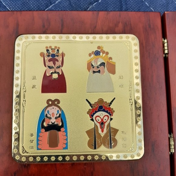 Collection China Wood Decor Facial Makeup In Traditional Chinese Operas - Picture 14 of 15